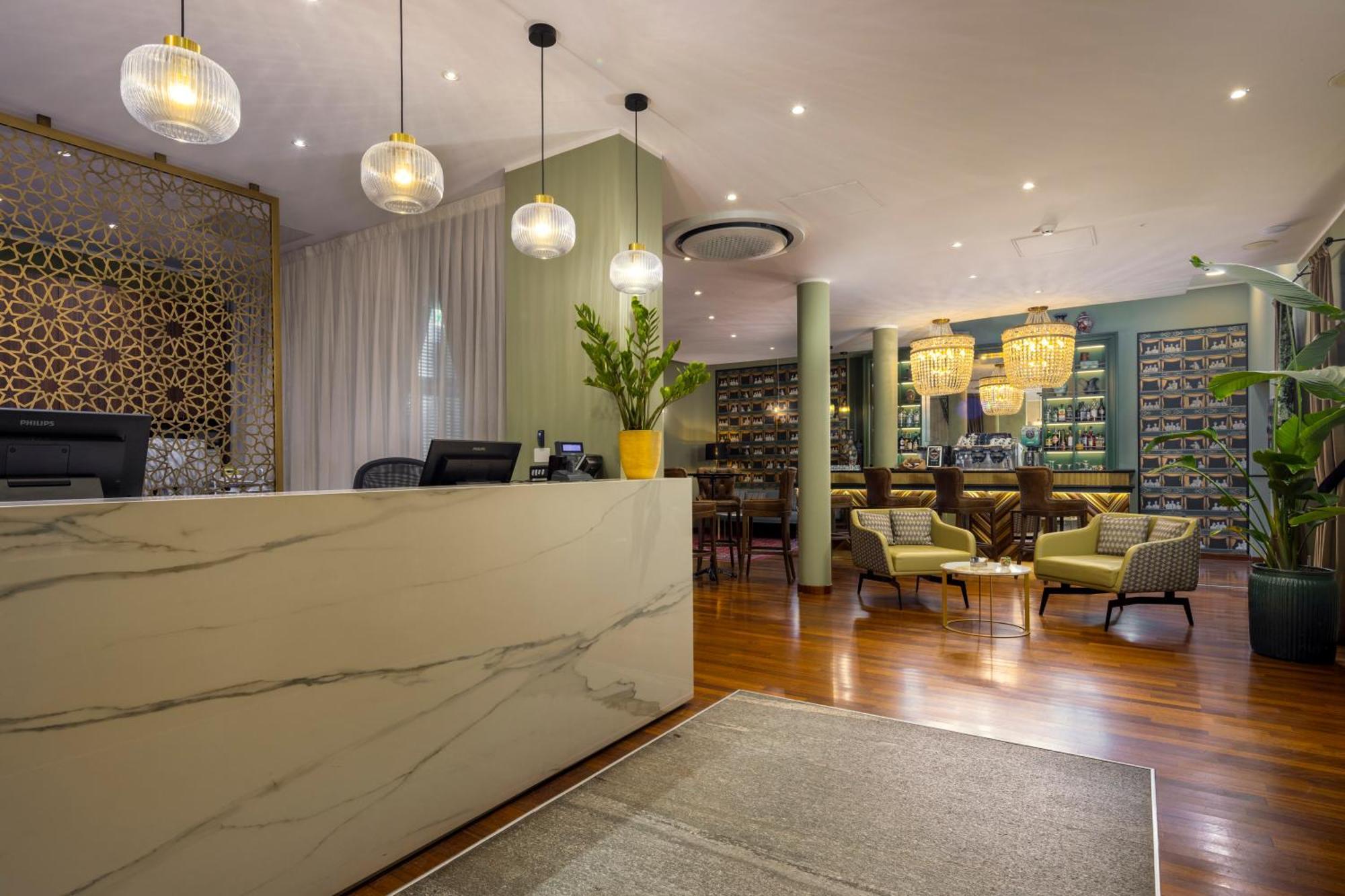 Indigo By Ihg Hotel 4*